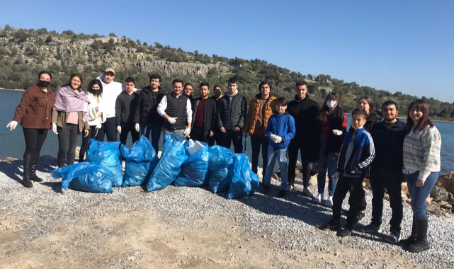 İASOS'LU GENÇLERDEN ÖRNEK DAVRANIŞ