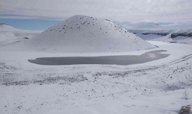 Kar yağışları, kuruyan Meke Gölü'ne umut oldu