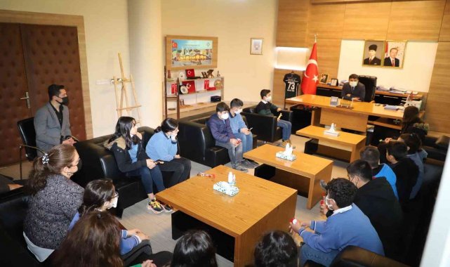 Kaymakam Tunç, Vergi Haftası'nda öğrencilerle bir araya geldi