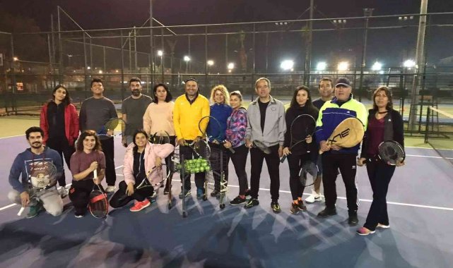 Kepez'den ücretsiz tenis kursları