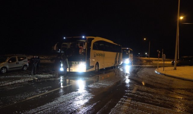 Kırklareli'de kar yağışı etkisini arttırdı