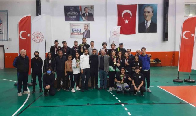 Köyceğiz'de düzenlenen Floor Curling müsabakaları sona erdi