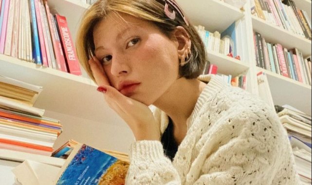 Model Ece Su Uçkan, Kadıköy'de taksi ile denize uçtu