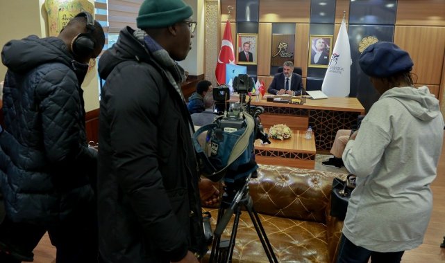 Senegal devlet televizyonu RTS, belgesel için KBÜ'de