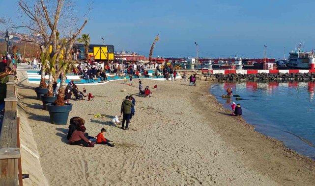 Tekirdağ'da sahiller doldu taştı