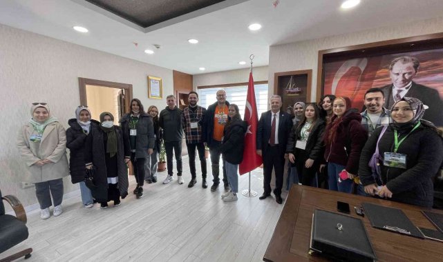 Üniversiteli öğrencilerden Hopa'ya özel ziyaret