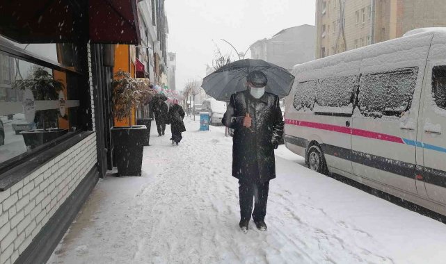Van'da kar yağışı