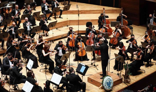 Yaşar Senfoni Orkestrası "yeniden merhaba" dedi