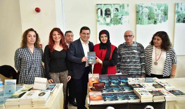 400 yayınevi, 200'den fazla yazar Kepez'de buluştu
