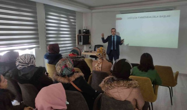 Afyonkarahisar'da ailelere seminer verildi