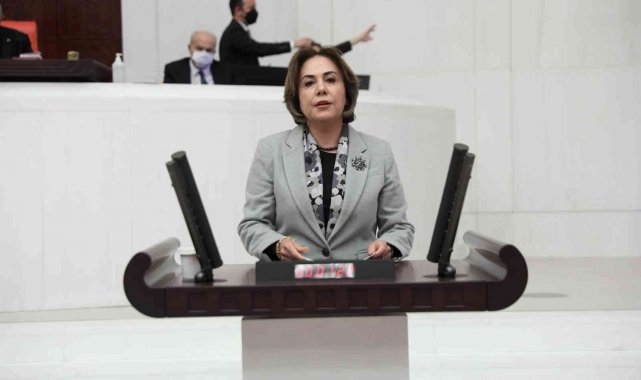 AK Parti'li Yılmaz'dan CHP'li Başarır'a 'Mersin'e yatırım' yanıtı