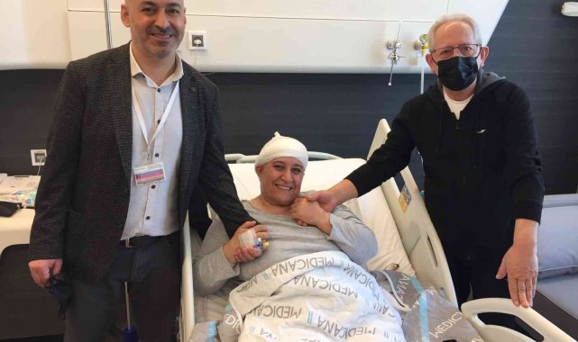 Almanya'da 5 doktorun yapamadığını 1 Türk hekim yaptı