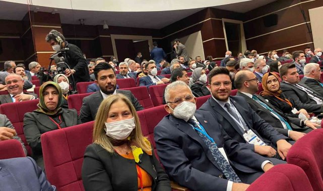 Başkan Büyükkılıç, Genişletilmiş İl Başkanları Toplantısı'na katıldı