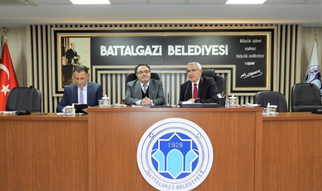 Başkan Güder, Böke'ye sunum yaptı
