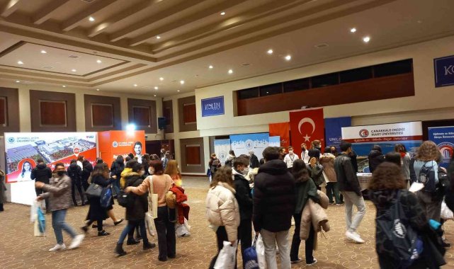 Çanakkale'de düzenlenen fuara 2 bin öğrenci katıldı