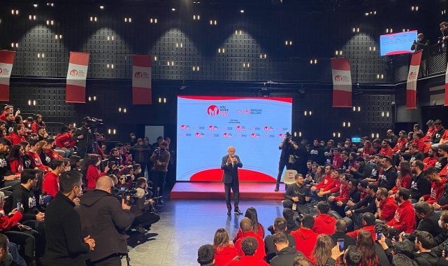 CHP Genel Başkanı Kılıçdaroğlu: "Uzun yıllardır ilk kez CHP toplumun bütün sorunlarına eğildi"