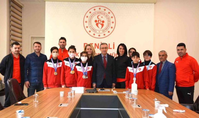 Denizlili şampiyonlar İbanoğlu'nu ziyaret etti