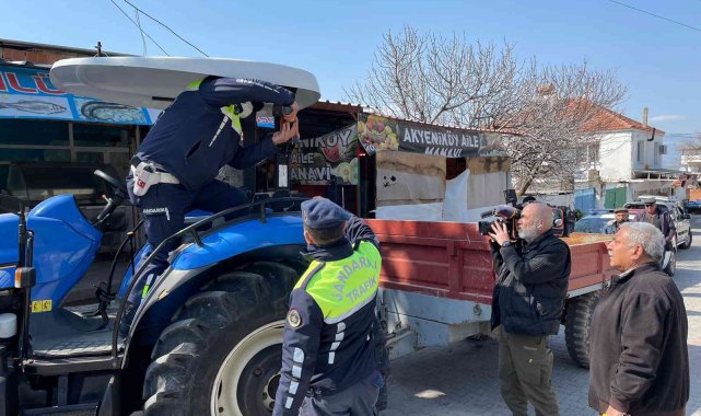 Didim'de traktör sürücülerine seminer düzenlendi