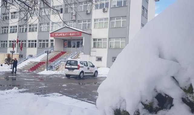 Eflani'de eğitime kar engeli