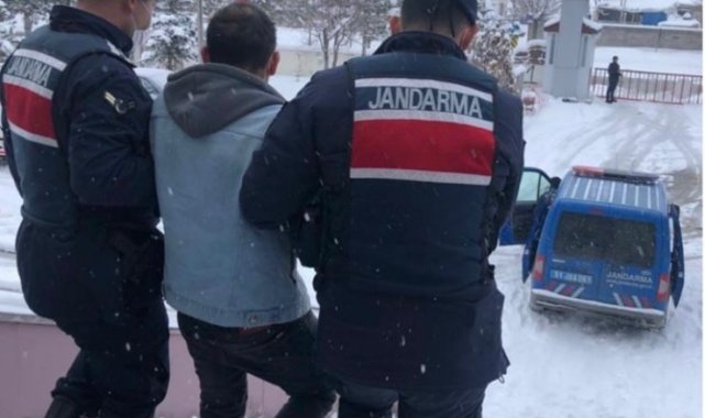 JASAT Niğde'de çalınan aracı Aksaray'da buldu