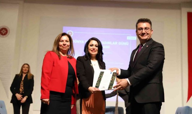 Kadın girişimci Samancı: "Türkiye'nin en büyük propolis, arı sütü, polen ve ham bal üreticisiyiz"
