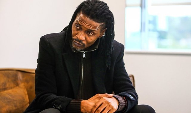 Kamerun Milli Takımı'nın yeni teknik direktörü Rigobert Song