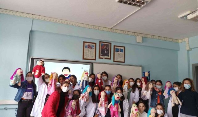 Köyceğiz'de kukla tasarımı eğitimleri devam ediyor