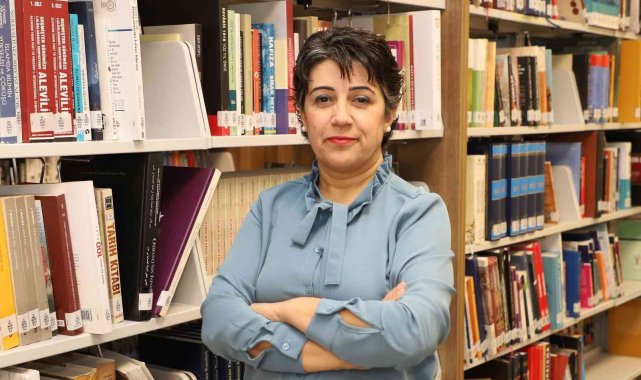 Kütüphane Müdürü Ağca: ''Kütüphaneler bilgiye ulaşmanın en doğru yoludur''