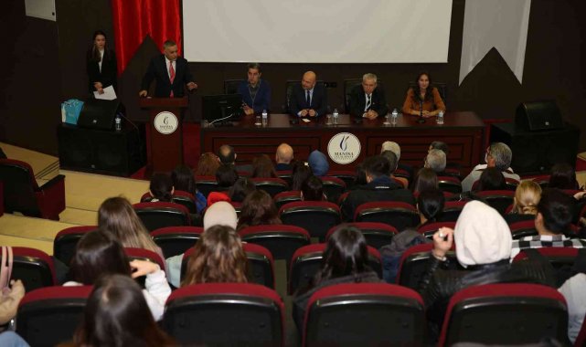 MCBÜ'de TFMD 2021 ödüllü Basın Fotoğrafları Sergilendi