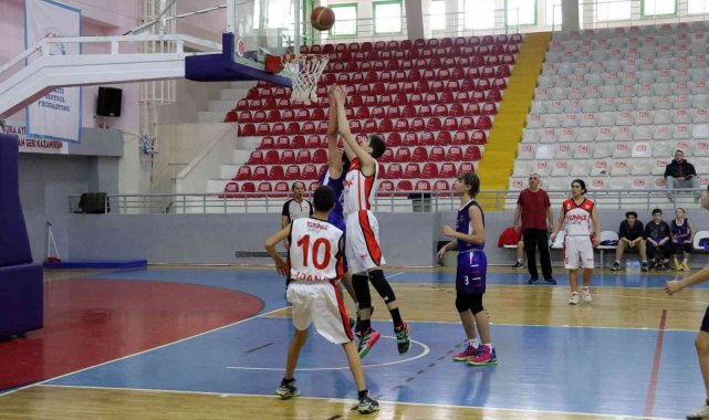 Okul Sporları Basketbol Yıldızlar Türkiye Yarı Final müsabakaları Yozgat'ta başladı