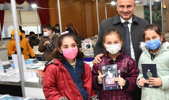 Oral: Kütüphaneler bilgi kaynağıdır