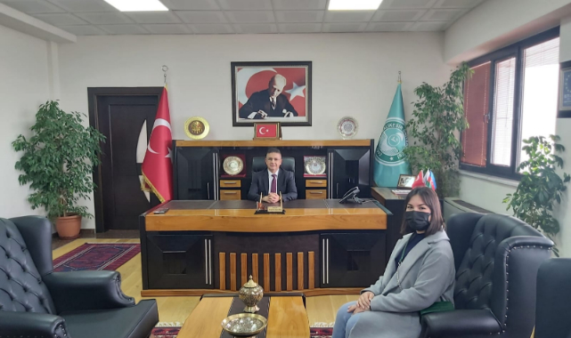 "Ramazanın Müjdecisi Berat Kandiliniz Mübarek Olsun"