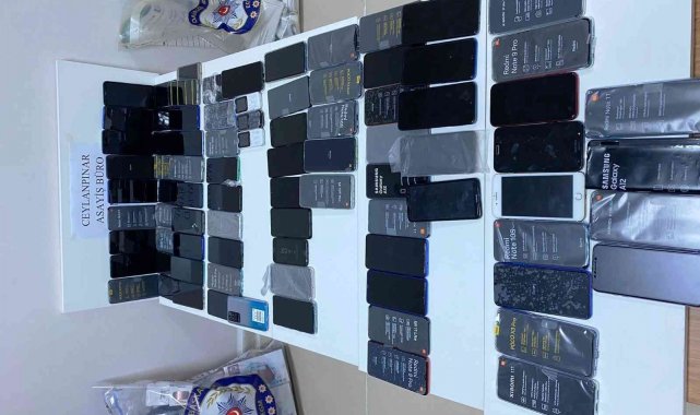 Şanlıurfa'da 85 adet kaçak cep telefonu ele geçirildi