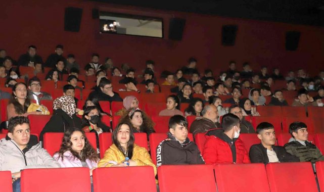 Şehitkamil'deki öğrenciler, sinema günlerinde buluştu