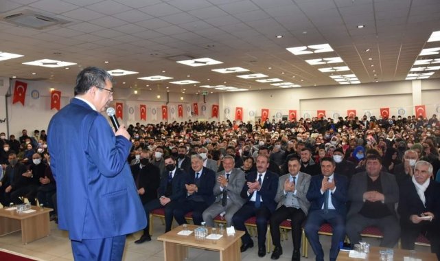Tomarza'da Hayati İnanç programına yoğun ilgi