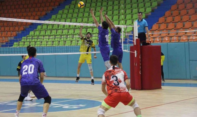 Üniversiteler Voleybol Erkekler 1. Lig Grup Birinciliği maçları Elazığ'da