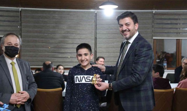 Ürgüp Belediyesi, Deneme Sınavlarında İlk 10'a giren öğrencileri ödüllendirdi