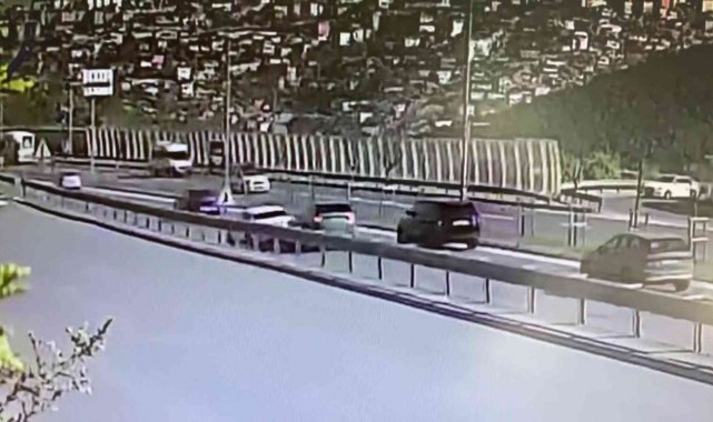 Beşiktaşlı futbolcu Montero'nun karıştığı zincirleme kaza kamerada