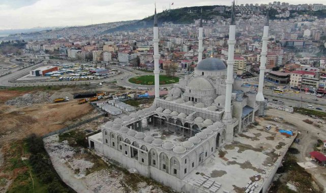 Doğu Karadeniz'in en büyük cami ve külliyesinin yapımında sona yaklaşılıyor