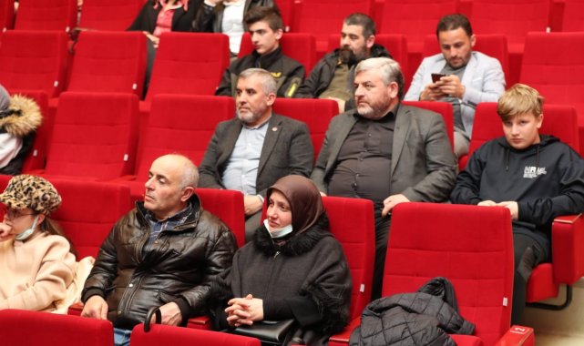 Gebze Kitap Fuarı'nda okuyucular yazarlarla buluşuyor