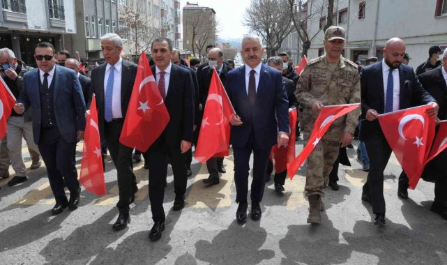 Kars'ta davullu zurnalı Turizm Haftası