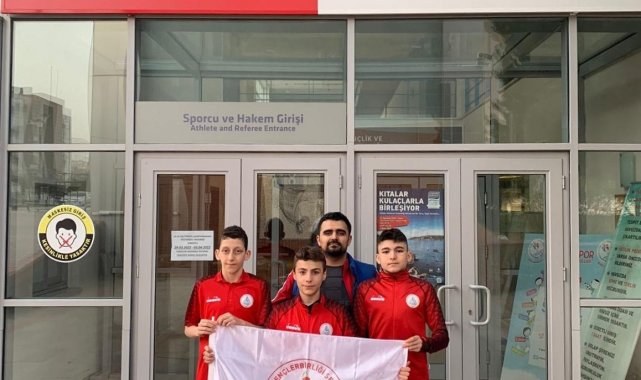 Körfezli yüzücüler Trabzon'dan madalyalarla döndü