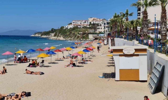 Kuşadası'nda Nisan ayında deniz keyfi