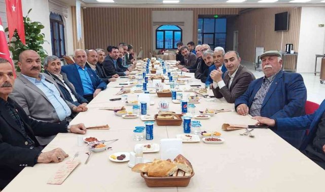 Muhtarlar tam kadro iftar yemeğinde buluştu