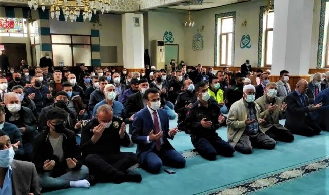 Osmancık'ta şehitler için mevlid-i şerif programı düzenledi