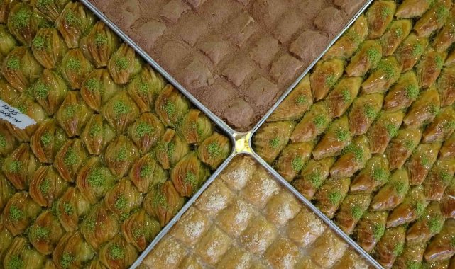 Ramazan Bayramı için tatlı telaşı başladı