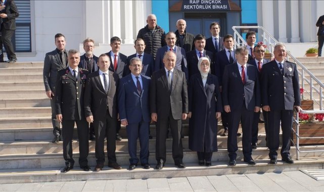 Yalova Üniversitesi'nde Rektör Bahçekapılı görevi devraldı