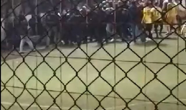 Yalova'da halı saha maçında bıçaklı kavga: 3 yaralı