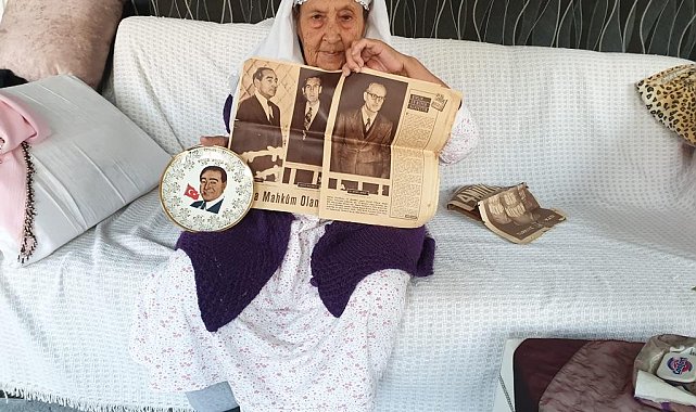 85 yaşındaki Altan Nine'nin Menderes sevgisi görenleri şaşırtıyor
