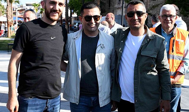 Başkan Günel : "Kuşadası'nı daha güzel bir kent yapmak için çalışıyoruz"